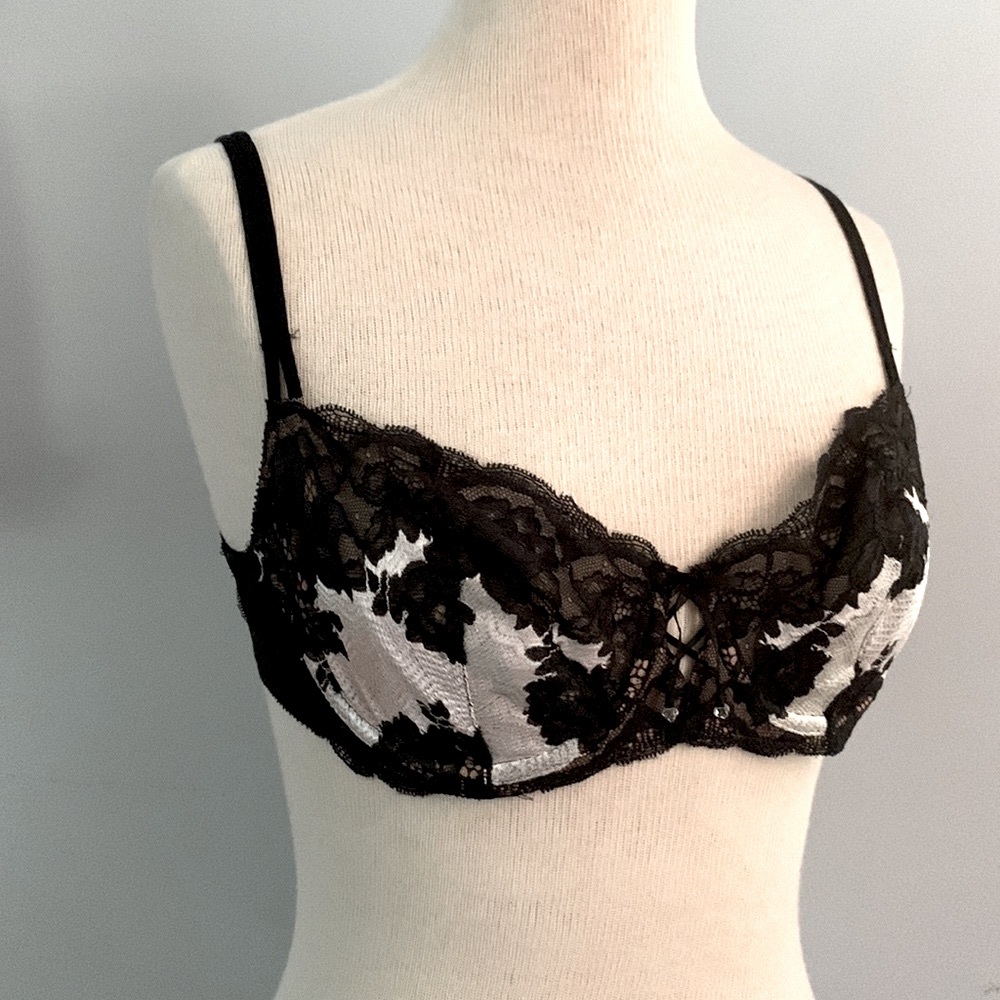 Victorias Secret silver/ivory & black satin & lace demi bra, floral 36C